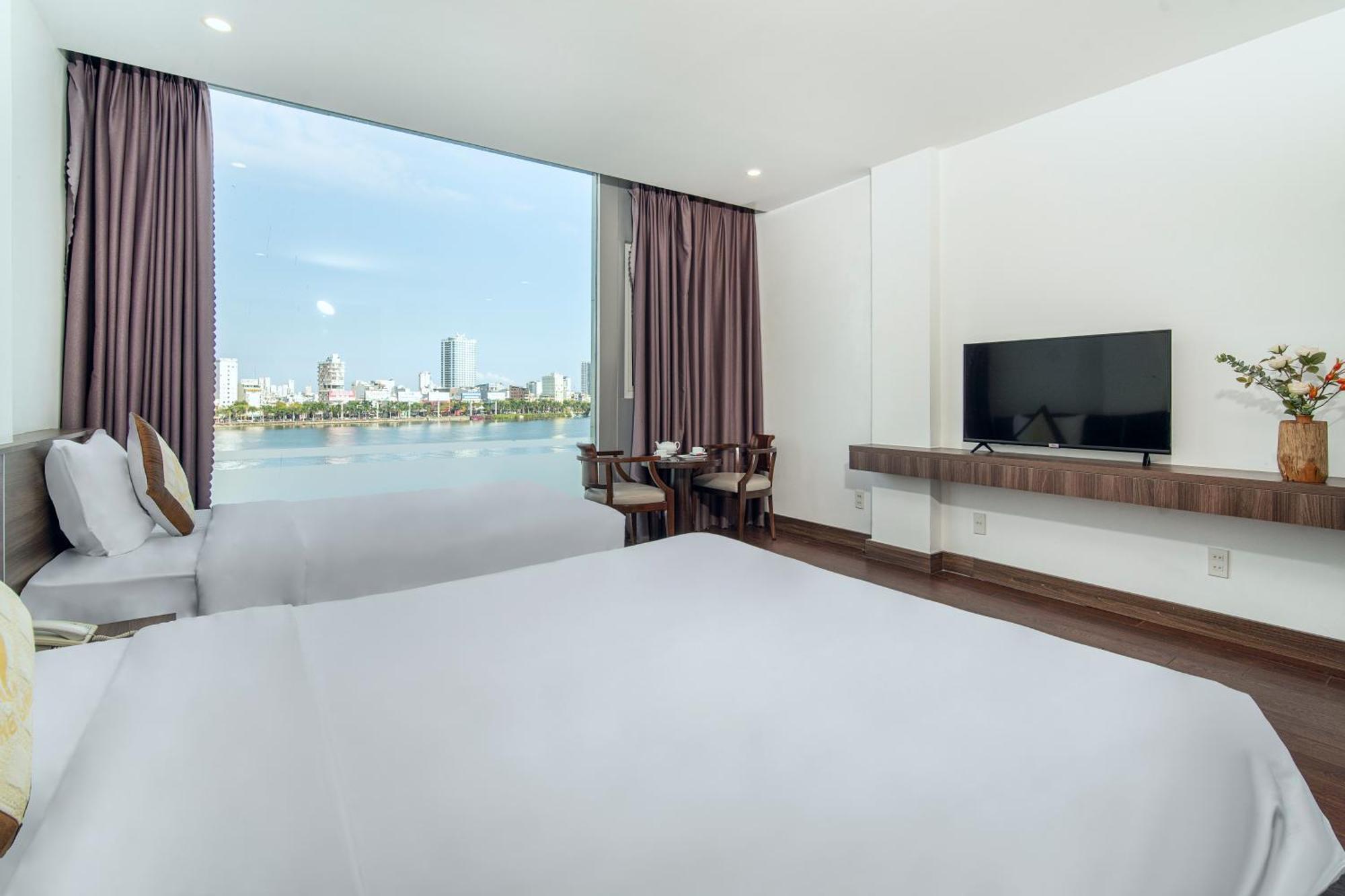 Hoang Linh Riverside Hotel Danang ภายนอก รูปภาพ