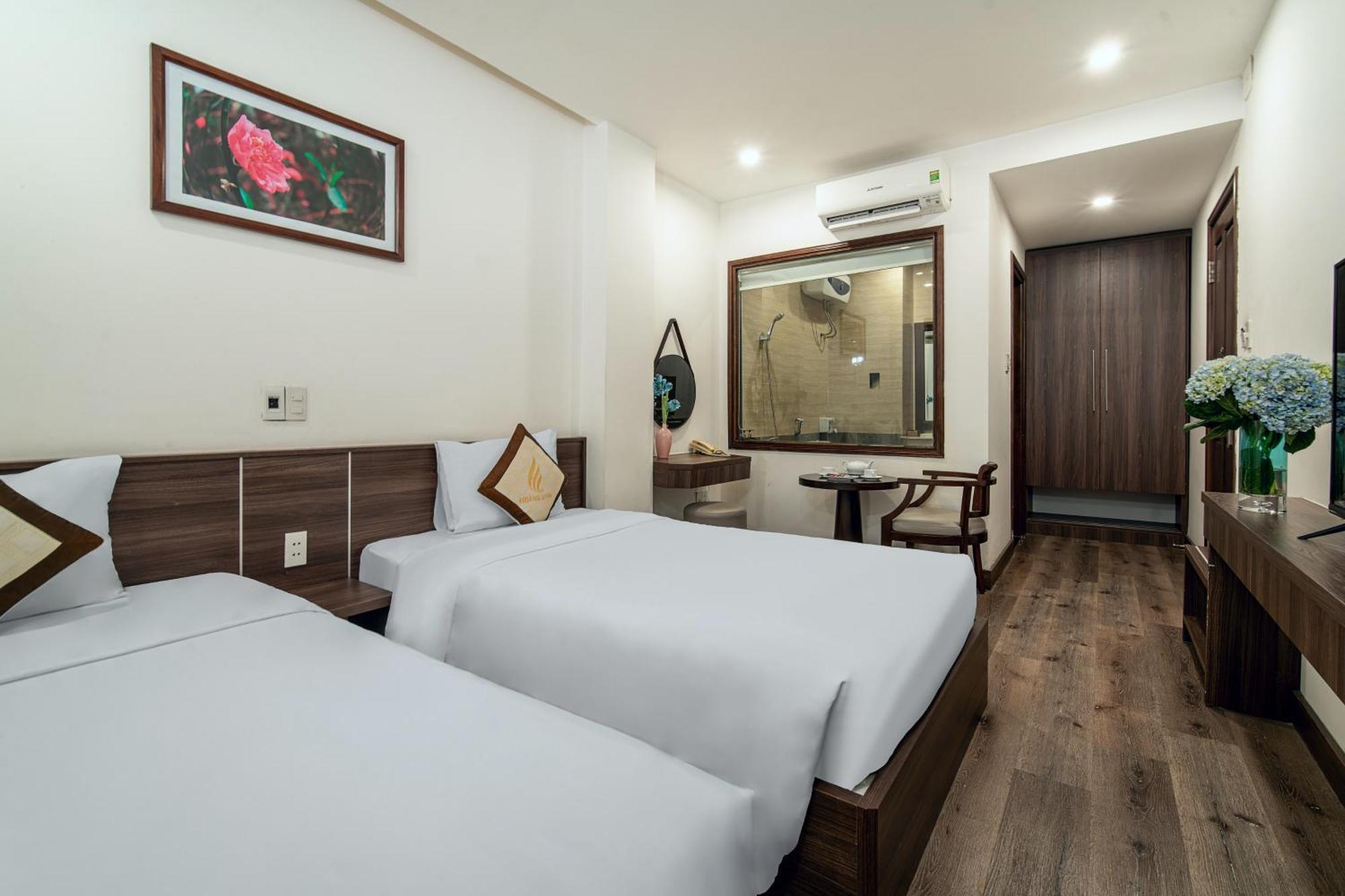 Hoang Linh Riverside Hotel Danang ภายนอก รูปภาพ