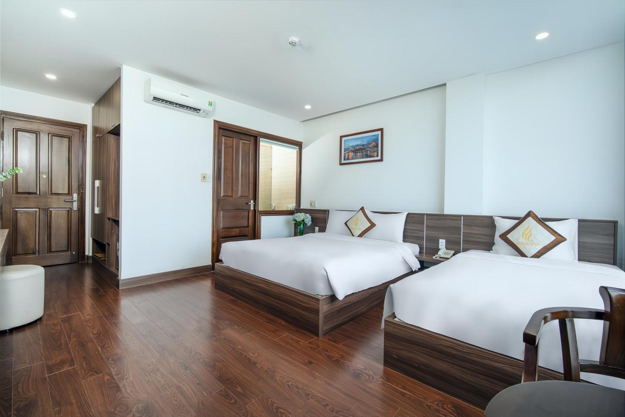Hoang Linh Riverside Hotel Danang ภายนอก รูปภาพ